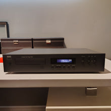 NAD 512 cd player, with remote