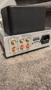 YAQIN MS-12B TUBE PREAMP W/PHONO