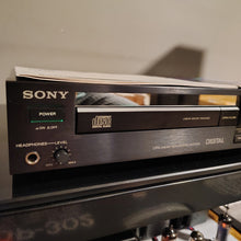 Sony CDP-302 vintage CD player