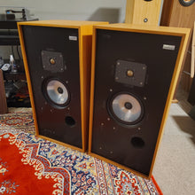 Harbeth H.L. Monitor Mk III speakers