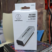 Audio Technica Dual-Action Anti-Static Record Cleaner AT6013a